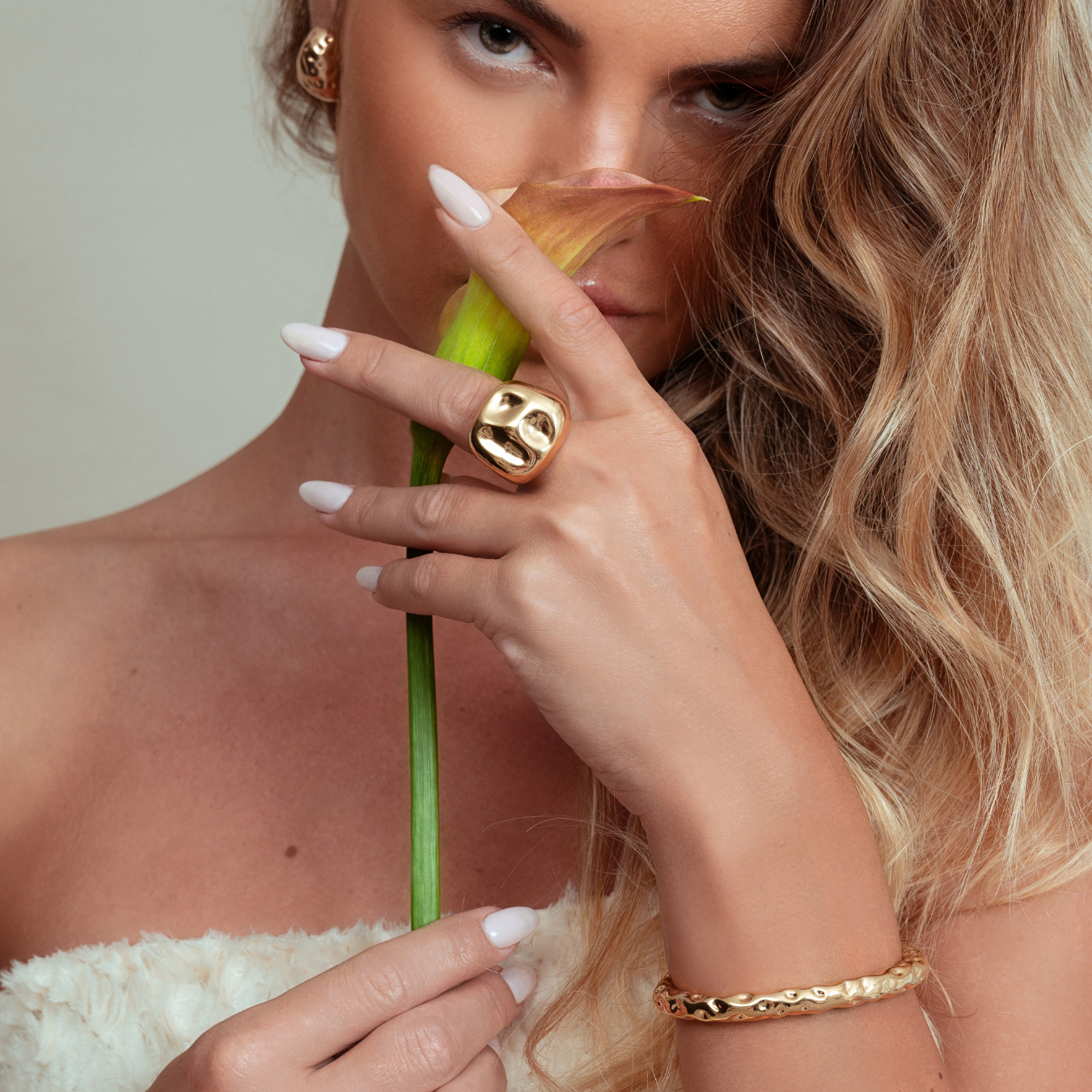 Collins Gold Bracelet-2